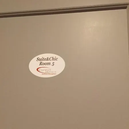 Cconforthotels R&b Suite&chic 3* 바리